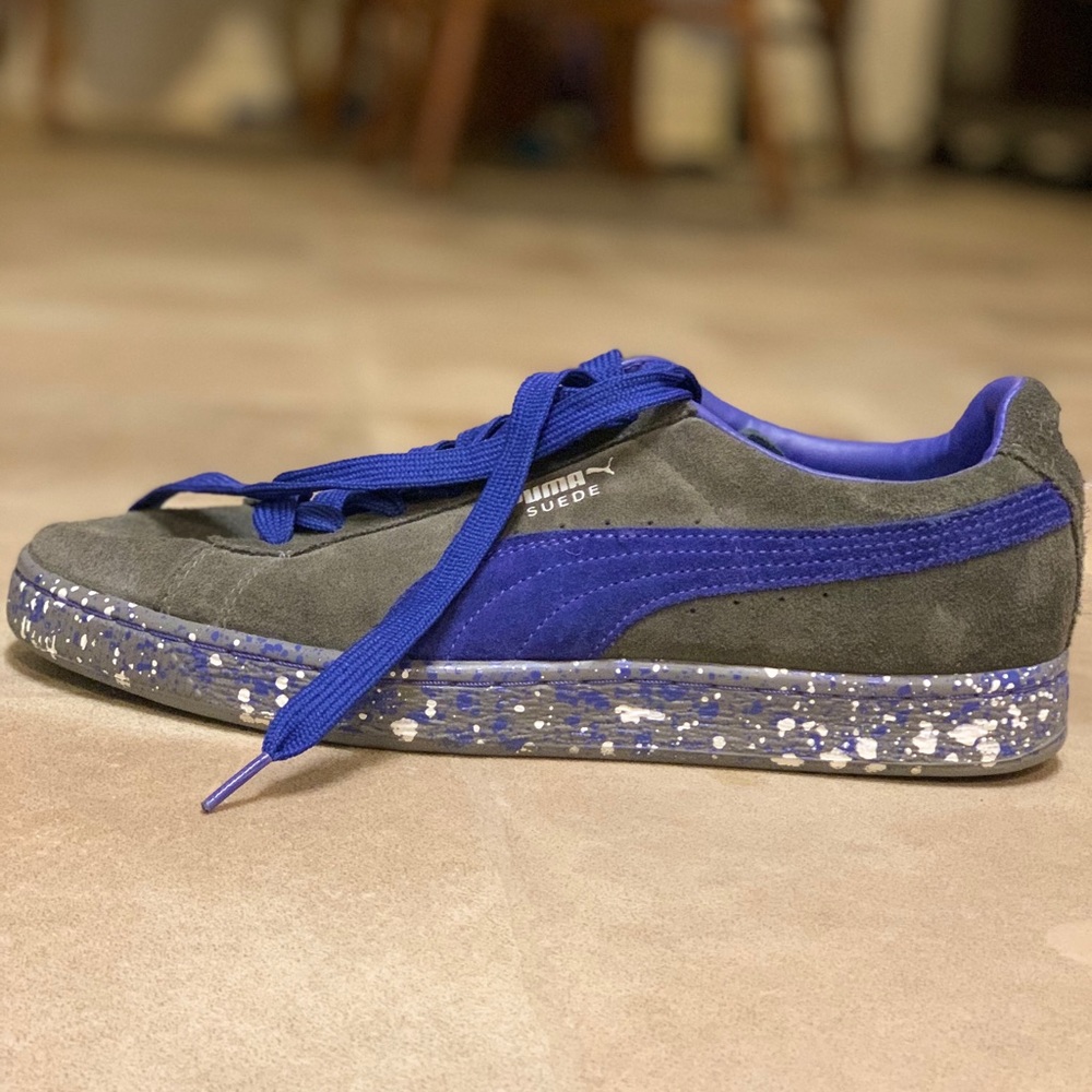 Puma Suede Blue and Gray Size 9